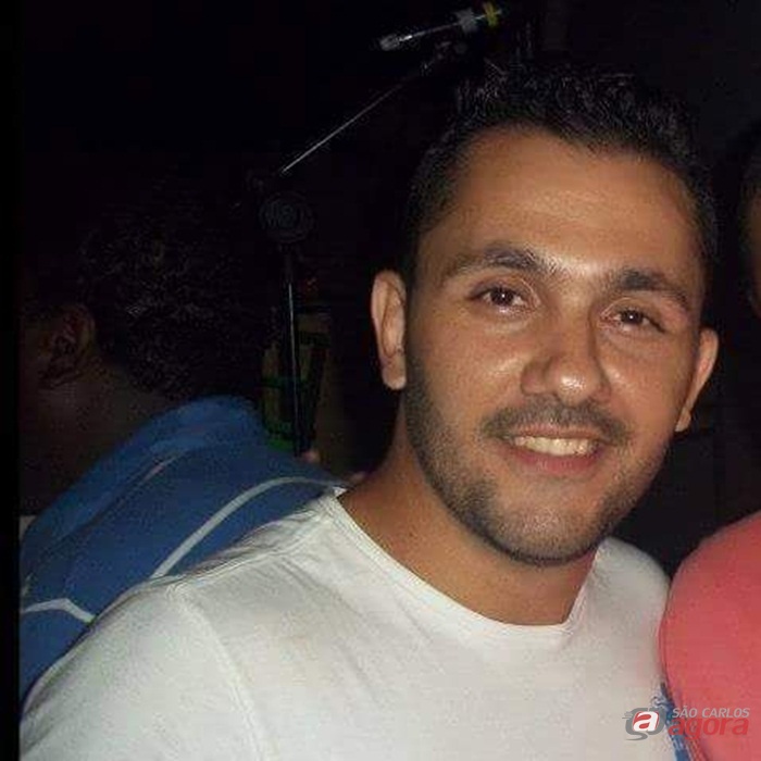 Rapaz morre em acidente de moto na região -