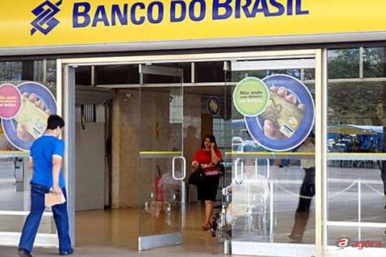 Confira o horário de funcionamento dos bancos e do Poupatempo nesta terça-feira -