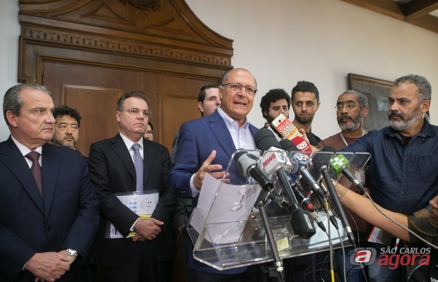 Alckmin anuncia reajuste salarial de 3,5% para os servidores públicos -