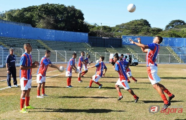 Primeira partida em São Carlos será em 15 de abril, diante do XV de Jaú. Foto: Gustavo Curvelo/Divulgação -