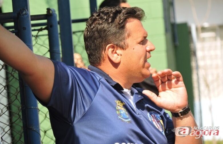 Técnico comandou o time semifinalista da Taça Paulista sub19 em 2017. Foto: Gustavo Curvelo/Divulgação - 