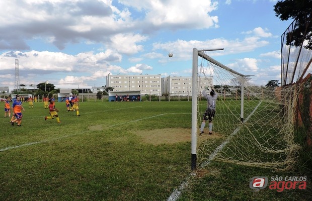 Dois jogos serão realizados no campo de Vila Isabel. Foto: Gustavo Curvelo/Divulgação -