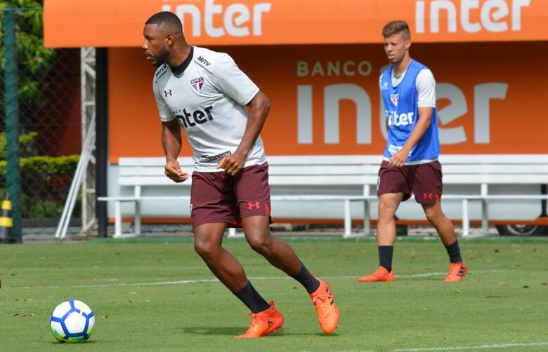 Jucilei foi relacionado para o decisivo jogo em Alagoas - Crédito: Érico Leonan/saopaulofc.net