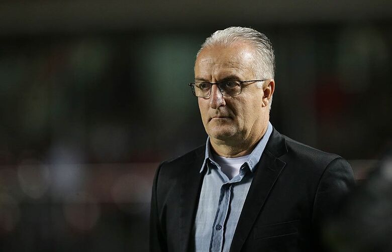 Derrota para o Palmeiras provoca demissão de Dorival Júnior -