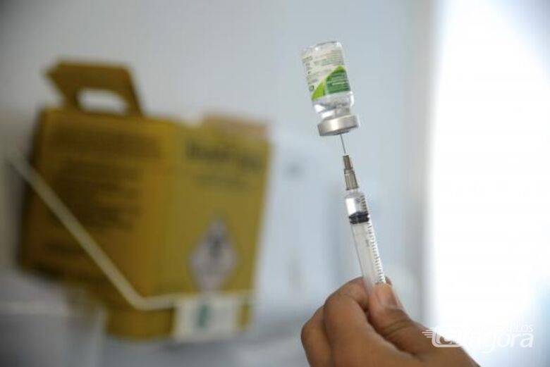 A Campanha Nacional de Vacinação contra a Gripe deve começar na segunda quinzena deste mês - Crédito: Tânia Rego/Agência Brasil