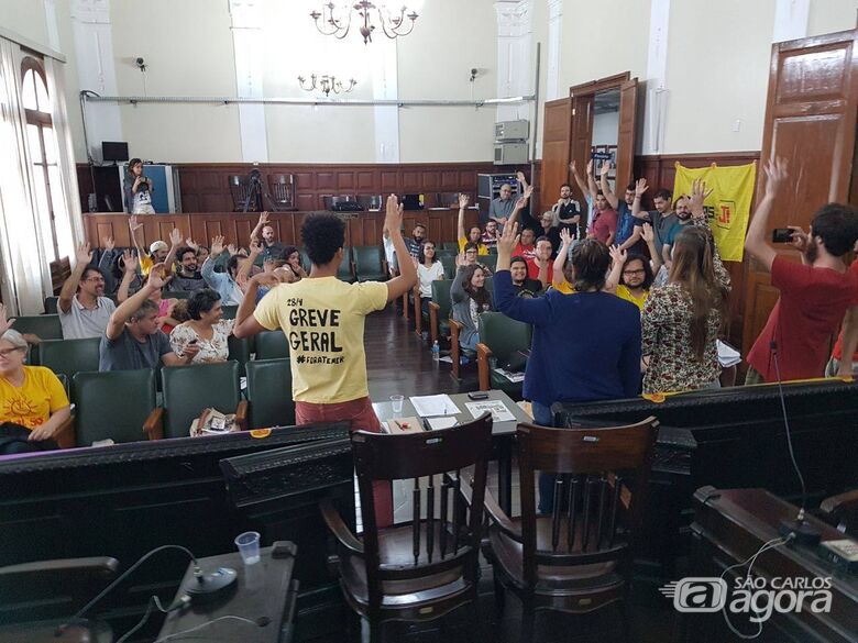 Aproximadamente 70 militantes do PSOL participaram de conferência municipal no Legislativo - Crédito: Divulgação