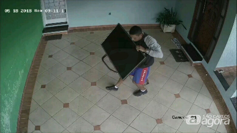 Ladrões furtam residência no Jardim Itamarati -