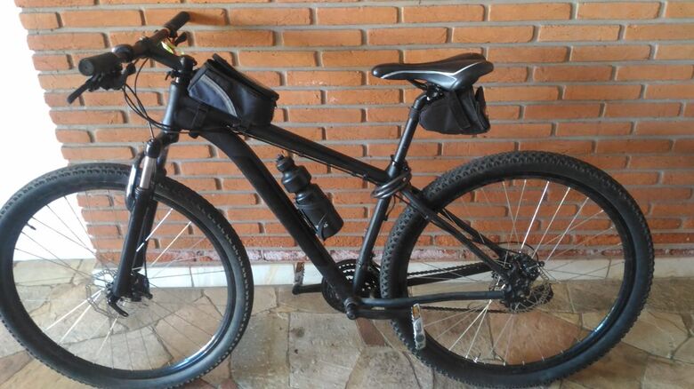 A bike que estava em poder do infrator: origem suspeita - Crédito: Divulgação