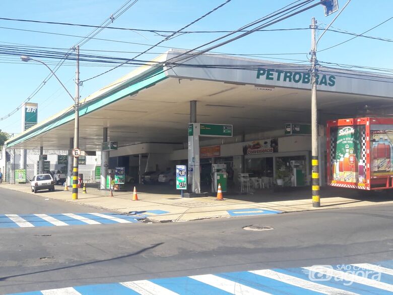 Postos fecham por falta de combustível em São Carlos - Crédito: Maycon Maximino