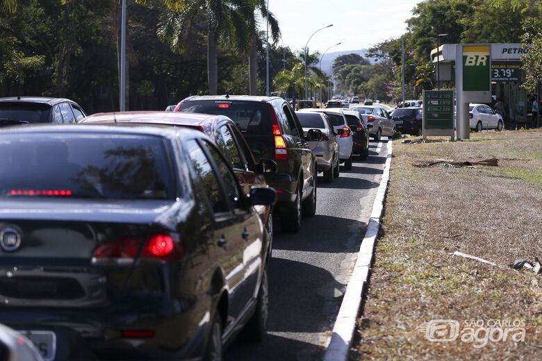 Protesto quer forçar postos de combustíveis a reduzirem preço do etanol em São Carlos - Crédito: Fotos Públicas
