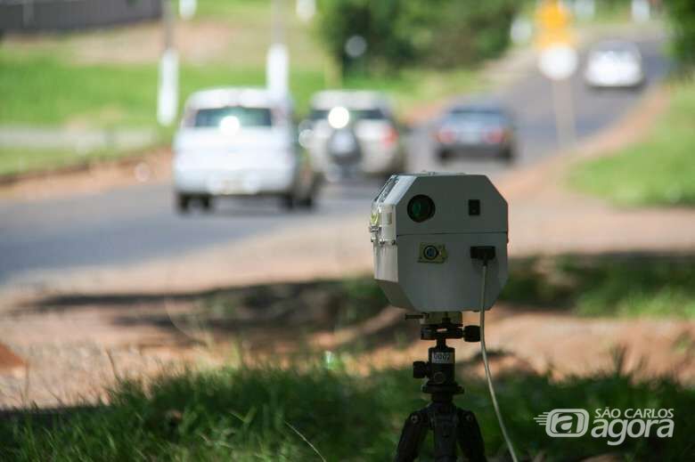 Confira a localização dos radares móveis e das equipes de tapa-buraco nesta quarta-feira -