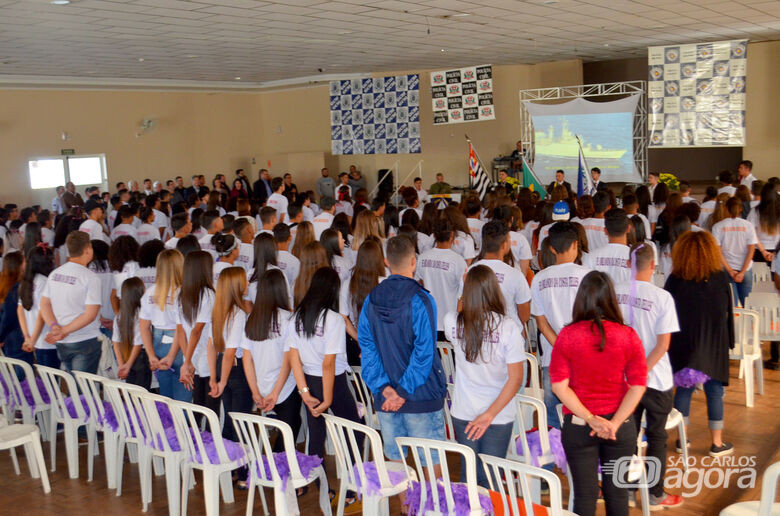 Autoridades participam da abertura da Semana da Segurança Pública de Ibaté - Crédito: Divulgação