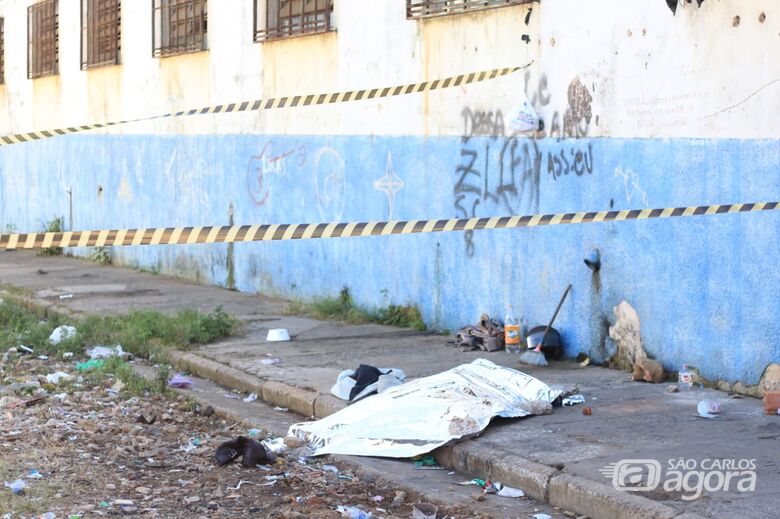 Mulher passa mal e morre na rua, na Vila Isabel - Crédito: Marco Lúcio