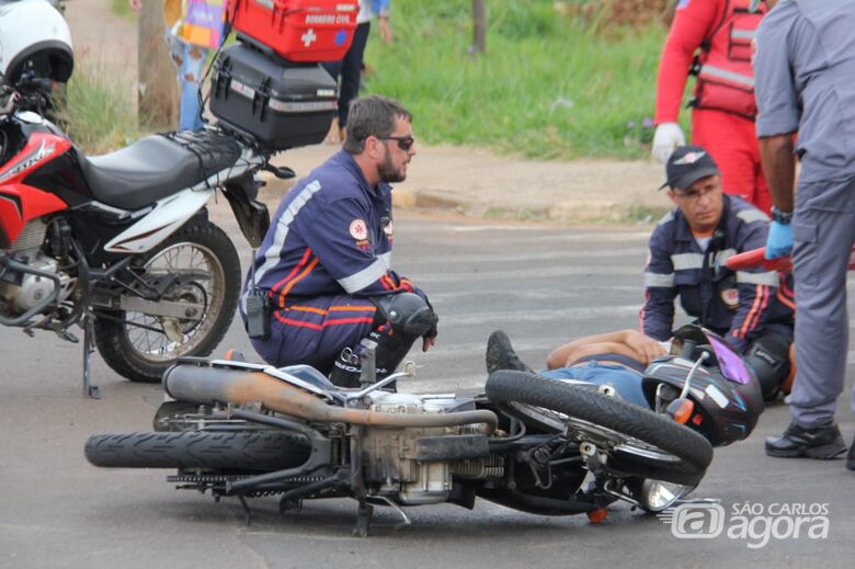Motociclista sofre acidente perto do Fórum Cível - Crédito: Maycon Maximino