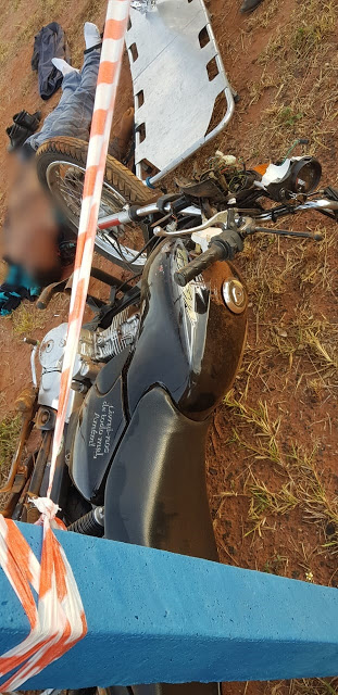 Motociclista perde a vida após bater em placa de sinalização - Crédito: Araraquara 24 Horas