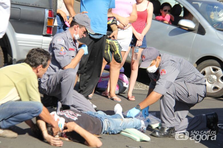 Motociclista sofre fratura exposta na perna após acidente de trânsito - Crédito: Maycon Maximino