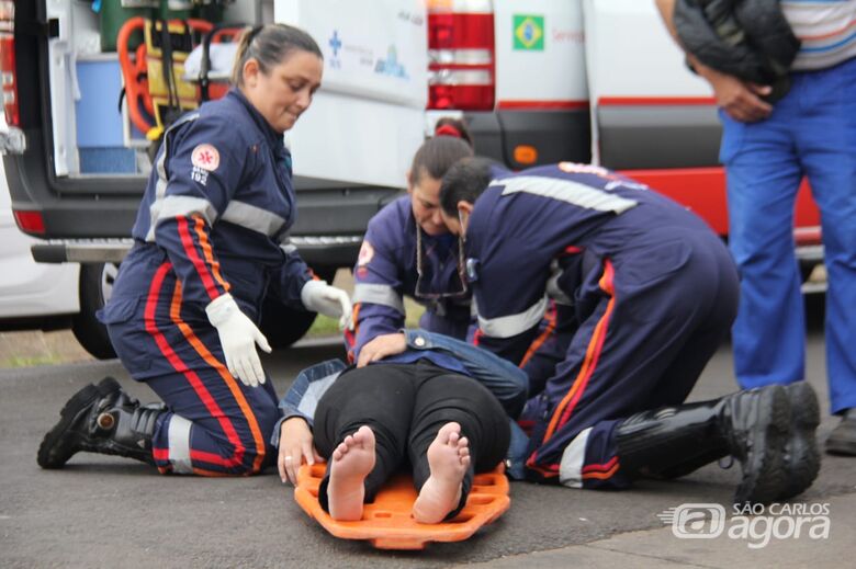 Jovem sofre acidente de moto no Cruzeiro do Sul - Crédito: Maycon Maximino