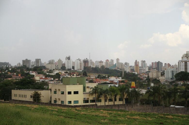 Chove fraco em alguns pontos de São Carlos; confira a previsão - 