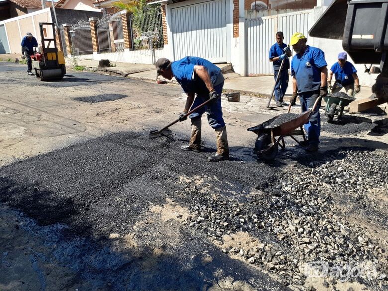 Confira onde estarão as equipes de tapa-buracos nesta quinta-feira -