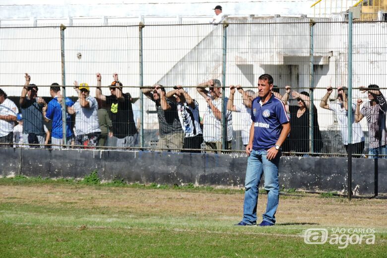 Para o treinador, empate gremista em Ribeirão Preto contemplou empenho dos atletas - Crédito: Gustavo Curvelo/Divulgação