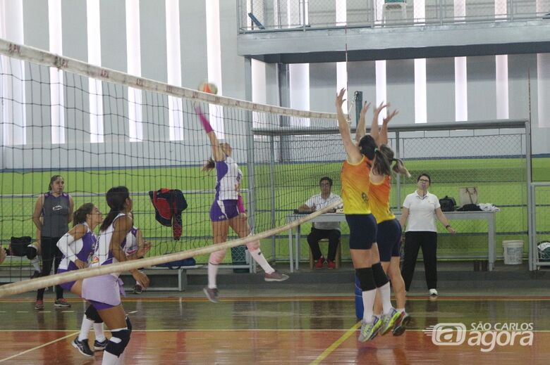 Voleibol Clube vence Garra/Seniram em jogo bem disputado - Crédito: Marcos Escrivani
