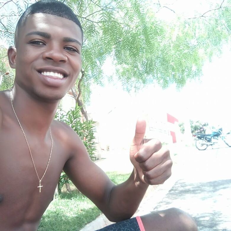 Jovem é morto com tiro na barriga durante discussão em cidade da região - Crédito: Araraquara 24 Horas/Arquivo Pessoal