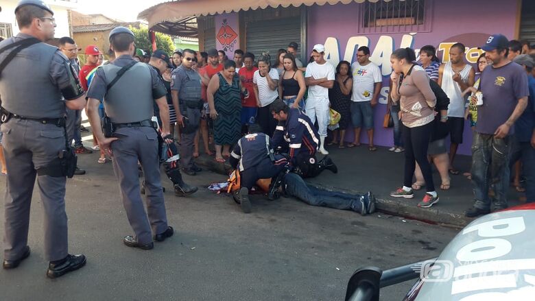 Homem é atingido por tiros no Aracy - Crédito: Maycon Maximino