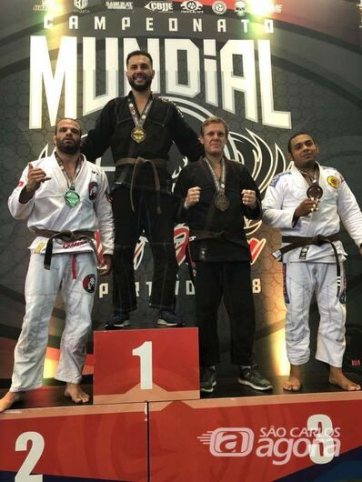 Após três anos de muita batalha, são-carlense é ouro no Mundial de Jiu-Jitsu - Crédito: Divulgação