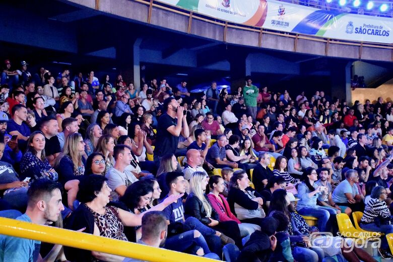 Público prestigia a abertura dos 62º Jogos Regionais -