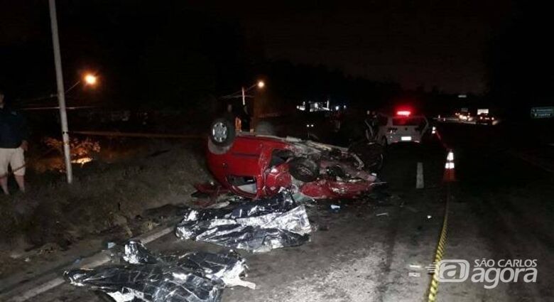 Colisão entre dois carros deixa sete mortos em cidade da grande SP - Crédito: Redes Sociais