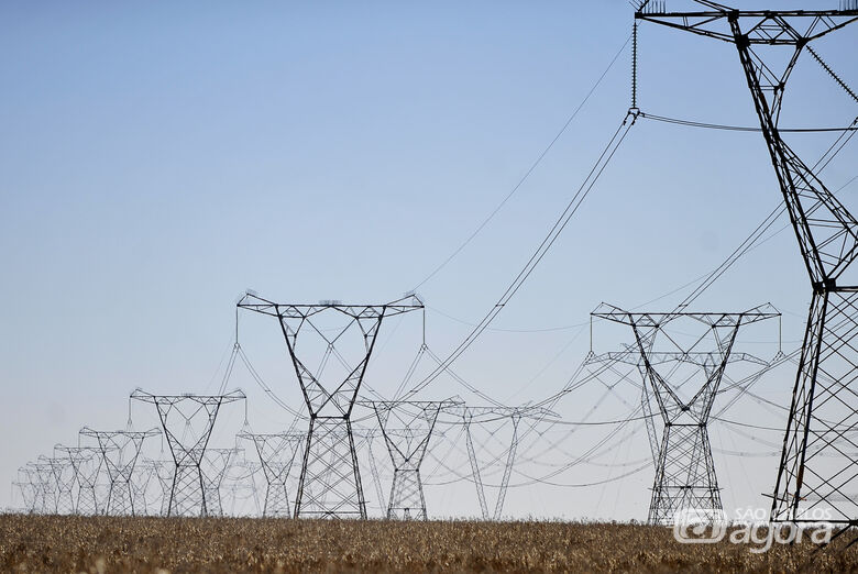 Conta de luz subirá até 3,86% com reajuste de receita de hidrelétricas - Crédito: Agência Brasil