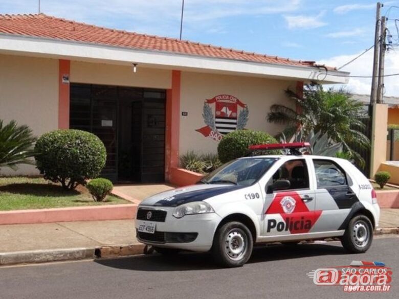 Bandidos atiram contra vigilante em assalto a fazenda em Ibaté -