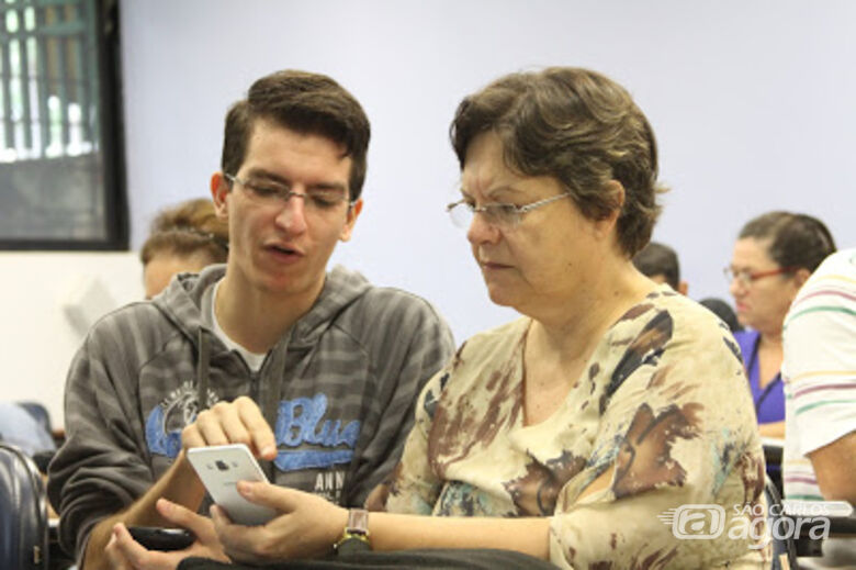 ICMC recebe inscrições para curso que ensina idosos a utilizar smartphones e tablets - Crédito: Divulgação