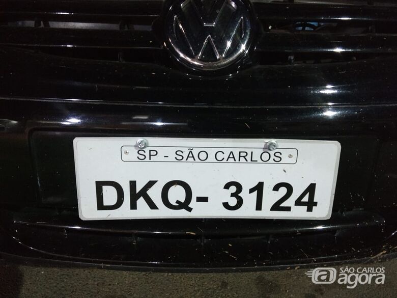 Carro com placa falsa é apreendido no Antenor Garcia - Crédito: Luciano Lopes