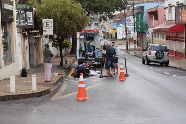 A caminho do trabalho, ciclista sofre acidente de trânsito - Crédito: Marco Lúcio