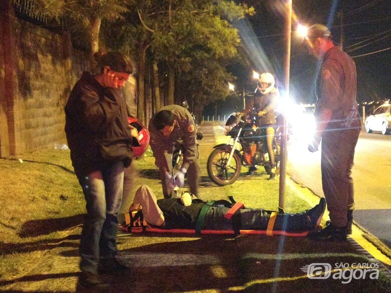 Motos colidem no Jardim Ipanema; dois feridos - Crédito: Luciano Lopes