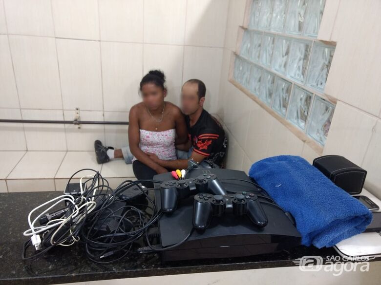 Casal é preso após furtar residência no Novo Mundo - Crédito: Luciano Lopes