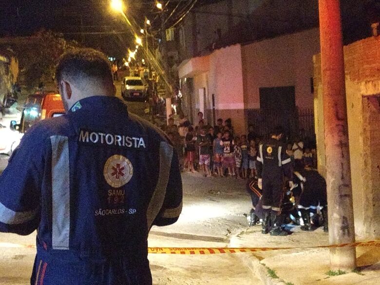 Homem é assassinado a tiros no Gonzaga - Crédito: Luciano Lopes