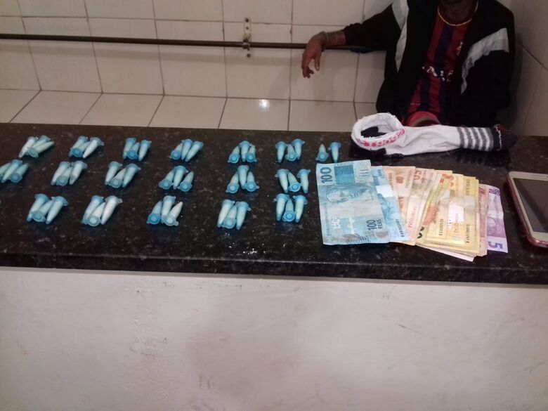 “Gavião” é flagrado com cocaína no Jardim Paulista em Dourado - Crédito: Divulgação