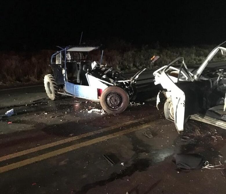 Motorista acusado de embriaguez provoca colisão e mata pai e filho em acidente trágico - Crédito: Redes Sociais
