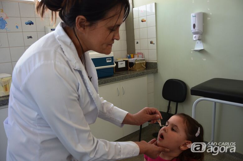 No Dia “D” são aplicadas 2.252 de vacinas contra paralisia infantil e sarampo - Crédito: Divulgação