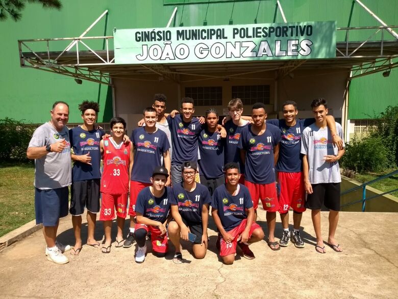 Basquete 100% ‘atropela’ Garça e mantém invencibilidade - Crédito: Marcos Escrivani