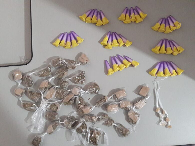 Adolescentes são flagrados com entorpecentes no Aracy 2 - Crédito: Maycon Maximino