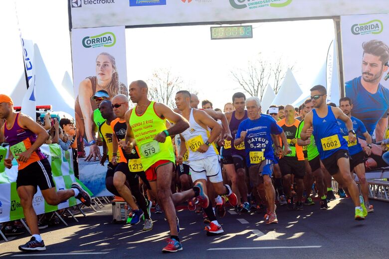 De olho na qualidade de vida, 1,4 mil corredores brilham na 1ª Corrida Unimed - Crédito: Marco Lúcio