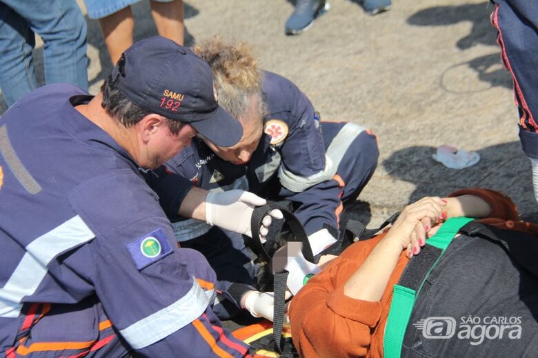 Após sair da farmácia, mulher é atropelada na Vila Nery - Crédito: Maycon Maximino