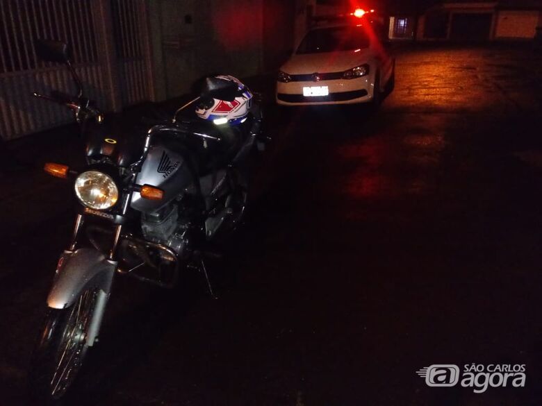 Após “tirar onda” ao empinar moto, adolescente é apreendido pela GM - Crédito: Divulgação