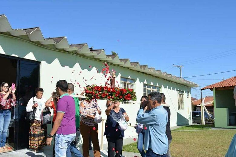 Santa Teresinha do Menino Jesus terá festa religiosa em São Carlos - Crédito: Divulgação