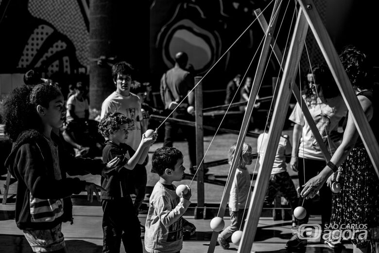 Espetáculo de circo marca o Sesc São Carlos no feriado - Crédito: Ricardo Avellar