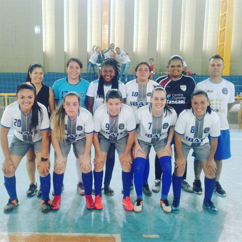 Equipes de futsal feminino de Ibaté conquistam bons resultados - Crédito: Divulgação