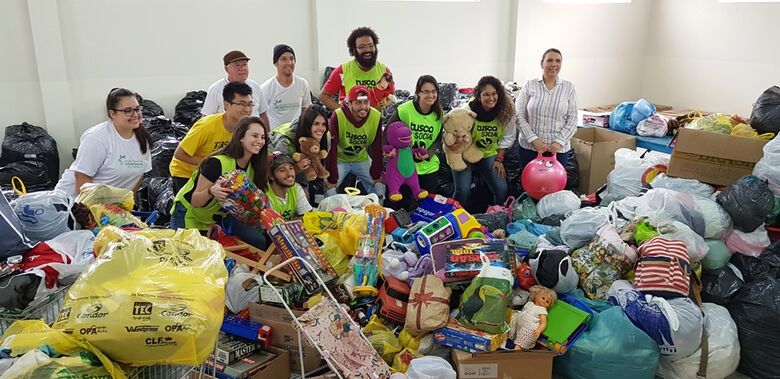 Estudantes doam brinquedos, roupas e calçados para o Fundo Social - Crédito: Divulgação